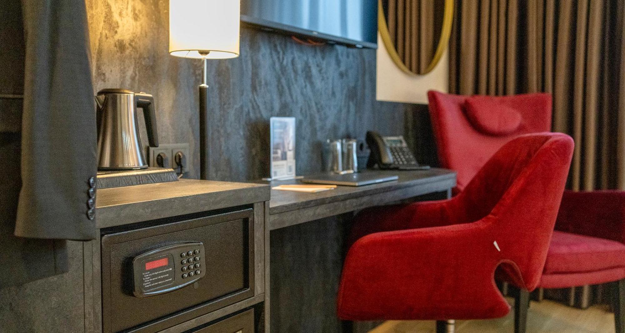 Plaza Inn Wiener Neustadt, BW Signature Collection Екстер'єр фото