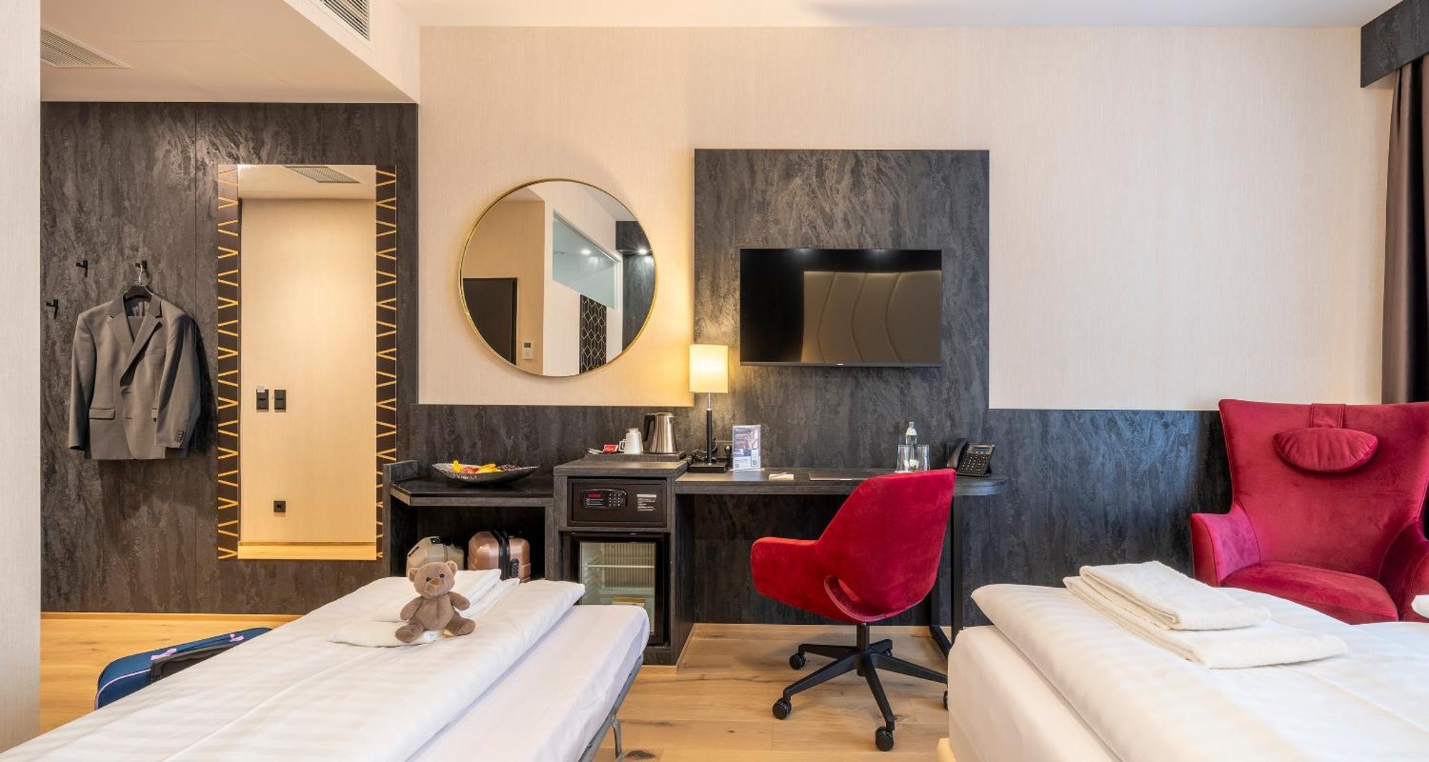 Plaza Inn Wiener Neustadt, BW Signature Collection Екстер'єр фото